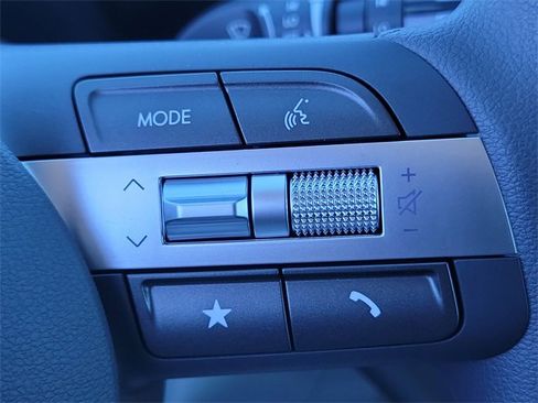 New 2026 Hyundai Kona SE image 9