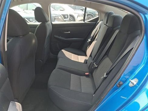 Used 2021 Nissan Sentra SV w/ Trunk Package image 10