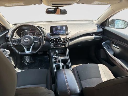 Used 2025 Nissan Sentra SR FWD image 16