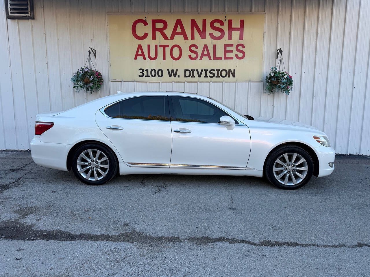 Used 2010 Lexus LS 460 AWD image 5