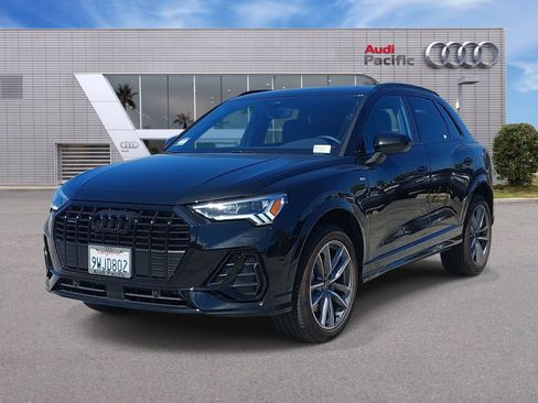 Used 2025 Audi Q3 2.0T Premium w/ Convenience Package AWD/4WD image 1