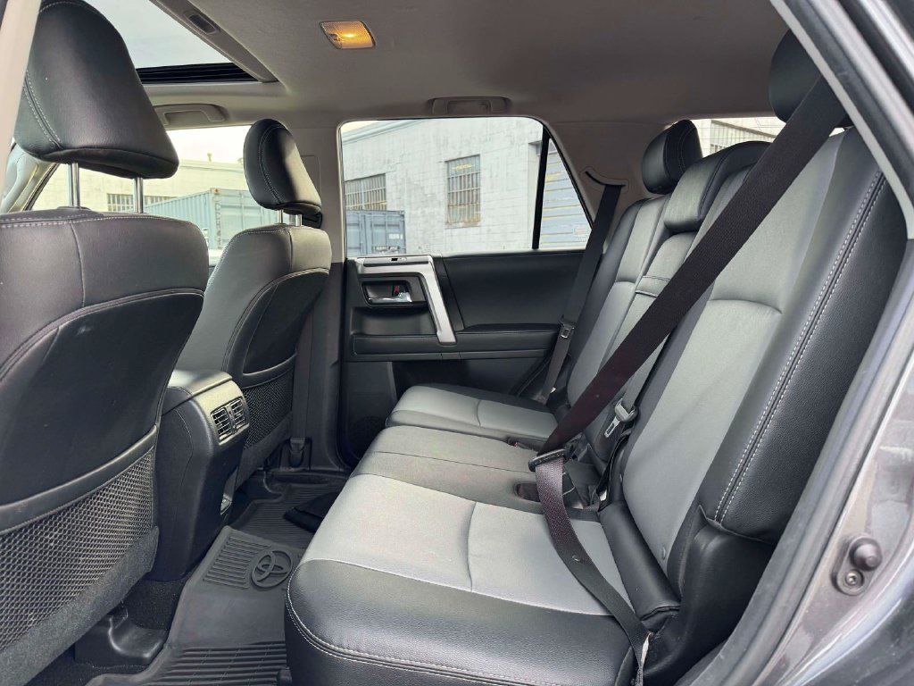 Used 2023 Toyota 4Runner SR5 Premium w/ Moonroof Package AWD/4WD image 13