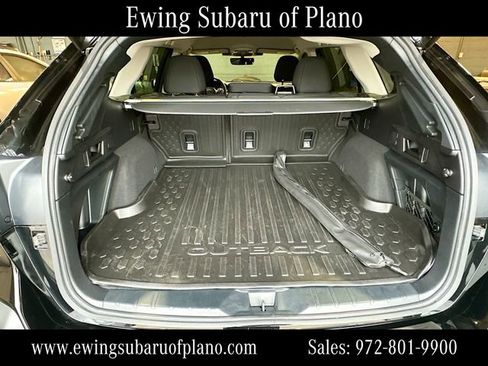 Used 2025 Subaru Outback Premium AWD/4WD image 27