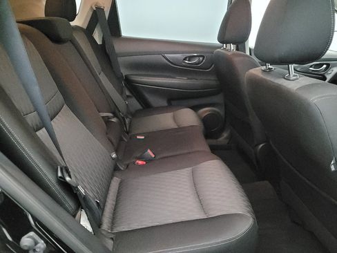 Used 2020 Nissan Rogue SV AWD/4WD image 19