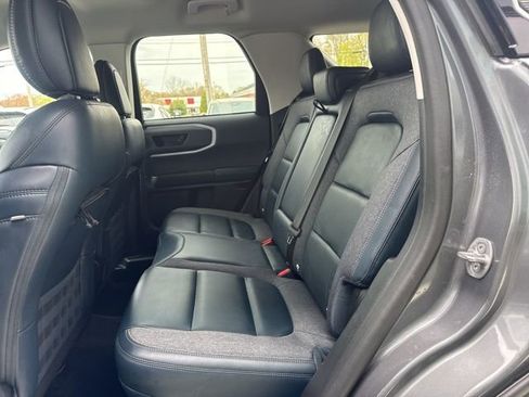 Used 2022 Ford Bronco Sport Outer Banks w/ Tech Package AWD/4WD image 12