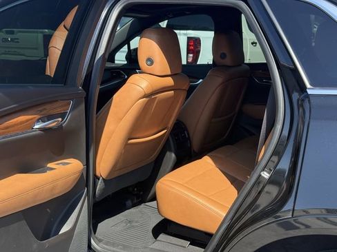 Used 2020 Cadillac XT5 Premium Luxury image 30