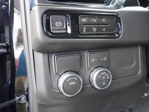 New 2026 GMC Yukon XL Elevation RWD image 19