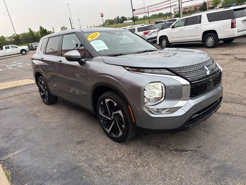 Used 2024 Mitsubishi Outlander SE image 7
