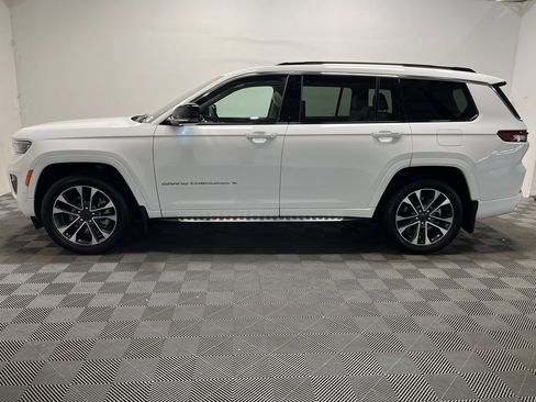Used 2023 Jeep Grand Cherokee L Overland w/ Rear Seat Video Group I image 23