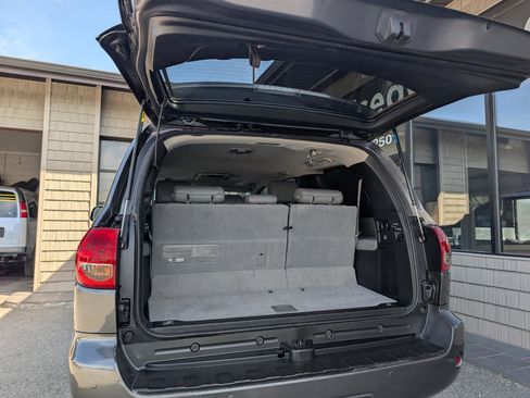 Used 2015 Toyota Sequoia Limited RWD image 23