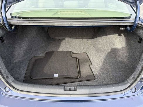 Used 2015 Honda Accord EX image 32