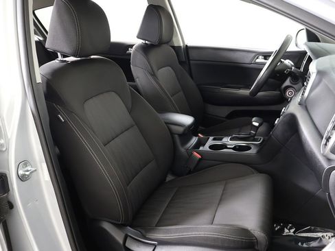 Used 2020 Kia Sportage LX AWD/4WD image 26