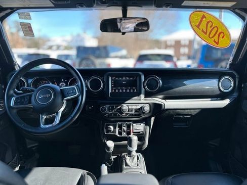 Used 2021 Jeep Wrangler Unlimited Sahara image 18