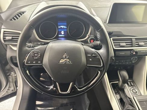 Used 2019 Mitsubishi Eclipse Cross SE image 11