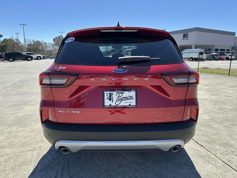 New 2025 Ford Escape Active w/ Active Premium Tech Pack image 6