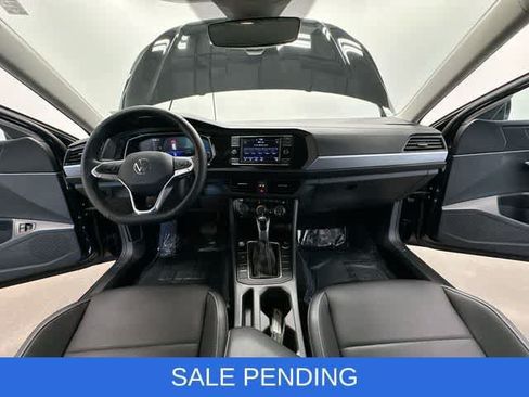 Used 2024 Volkswagen Jetta SE FWD image 20