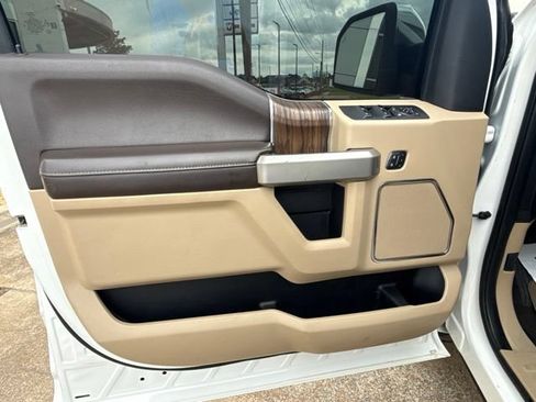 Used 2020 Ford F150 Lariat AWD/4WD image 11