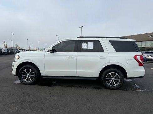 Used 2021 Ford Expedition XLT RWD image 9