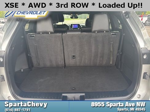 Used 2023 Toyota Highlander XSE image 23