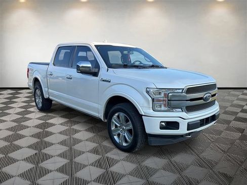 Used 2018 Ford F150 Platinum w/ Equipment Group 701A Luxury AWD/4WD image 3