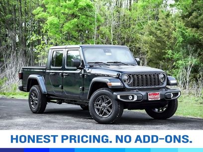 New 2025 Jeep Gladiator Sport