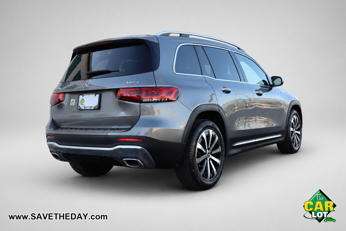 Used 2022 Mercedes-Benz GLB 250 4MATIC w/ Premium Package Lite image 8