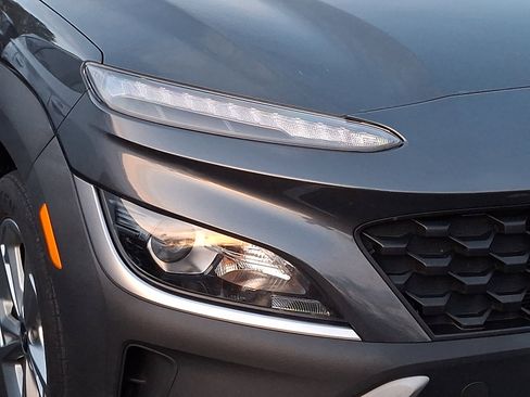 Used 2022 Hyundai Kona SEL w/ Cargo Package image 7