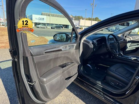 Used 2016 Ford Fusion Energi SE image 13