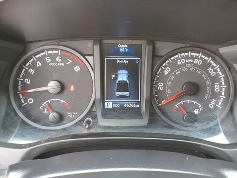 Used 2023 Toyota Tacoma SR image 23