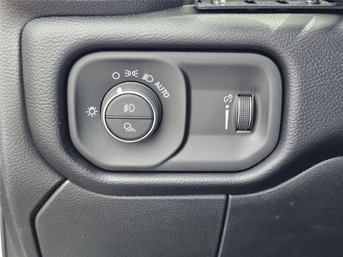 New 2026 RAM 2500 Big Horn AWD/4WD image 21