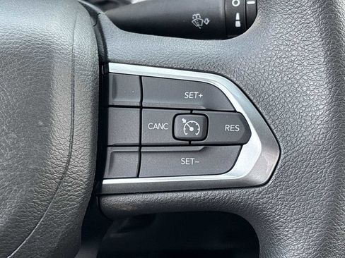 New 2025 Jeep Compass Sport image 27