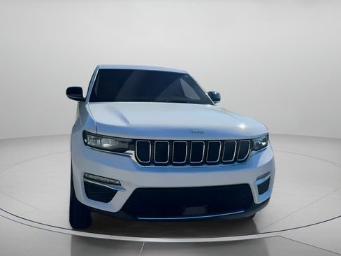 Used 2025 Jeep Grand Cherokee Limited w/ Trailer Tow Package image 5