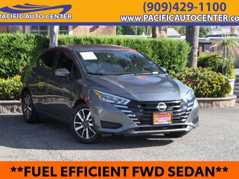 Used 2025 Nissan Versa SV w/ Trunk Package FWD image 1