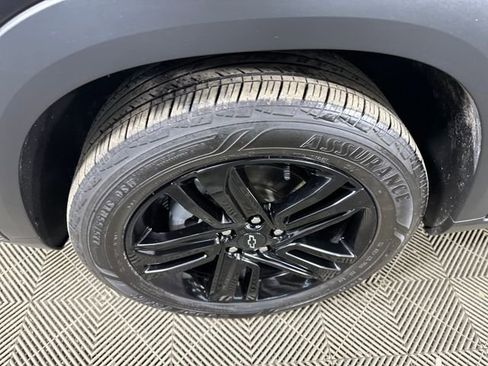 Used 2025 Chevrolet Trax ACTIV w/ Driver Confidence Package image 16