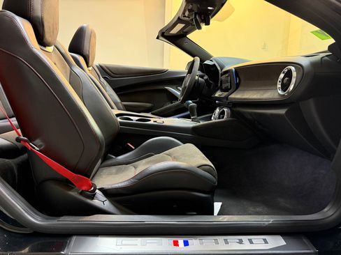 Used 2017 Chevrolet Camaro ZL1 image 49