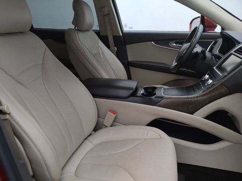 Used 2016 Lincoln MKX Reserve w/ Climate Package AWD/4WD image 21