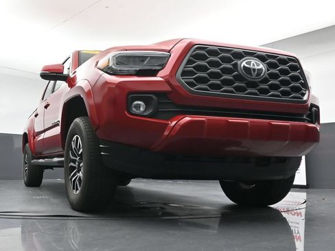 Used 2023 Toyota Tacoma TRD Sport AWD/4WD image 33