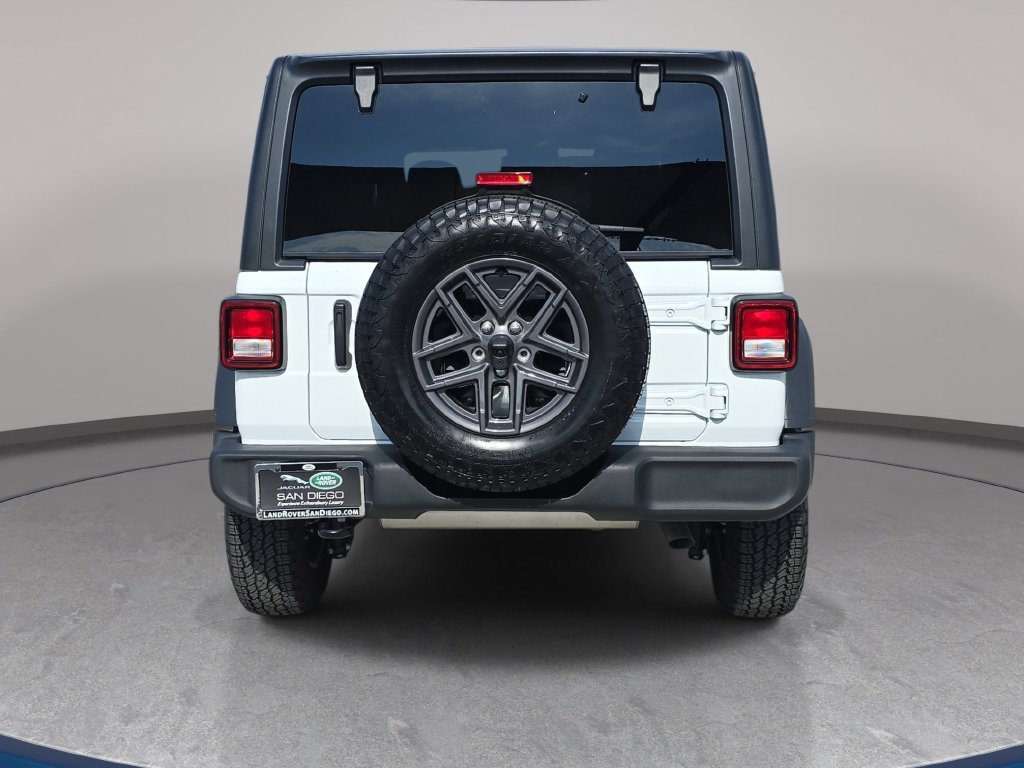 Used 2026 Jeep Wrangler Unlimited Sport AWD/4WD image 7