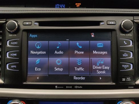 Used 2018 Toyota Highlander XLE image 25