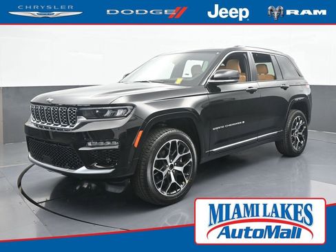 New 2025 Jeep Grand Cherokee Summit image 1