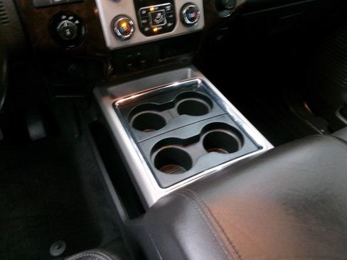 Used 2014 Ford F250 Platinum image 34