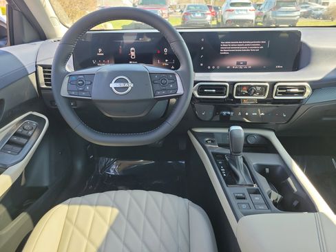 New 2026 Nissan Sentra SL w/ Floor Mat Package FWD image 10