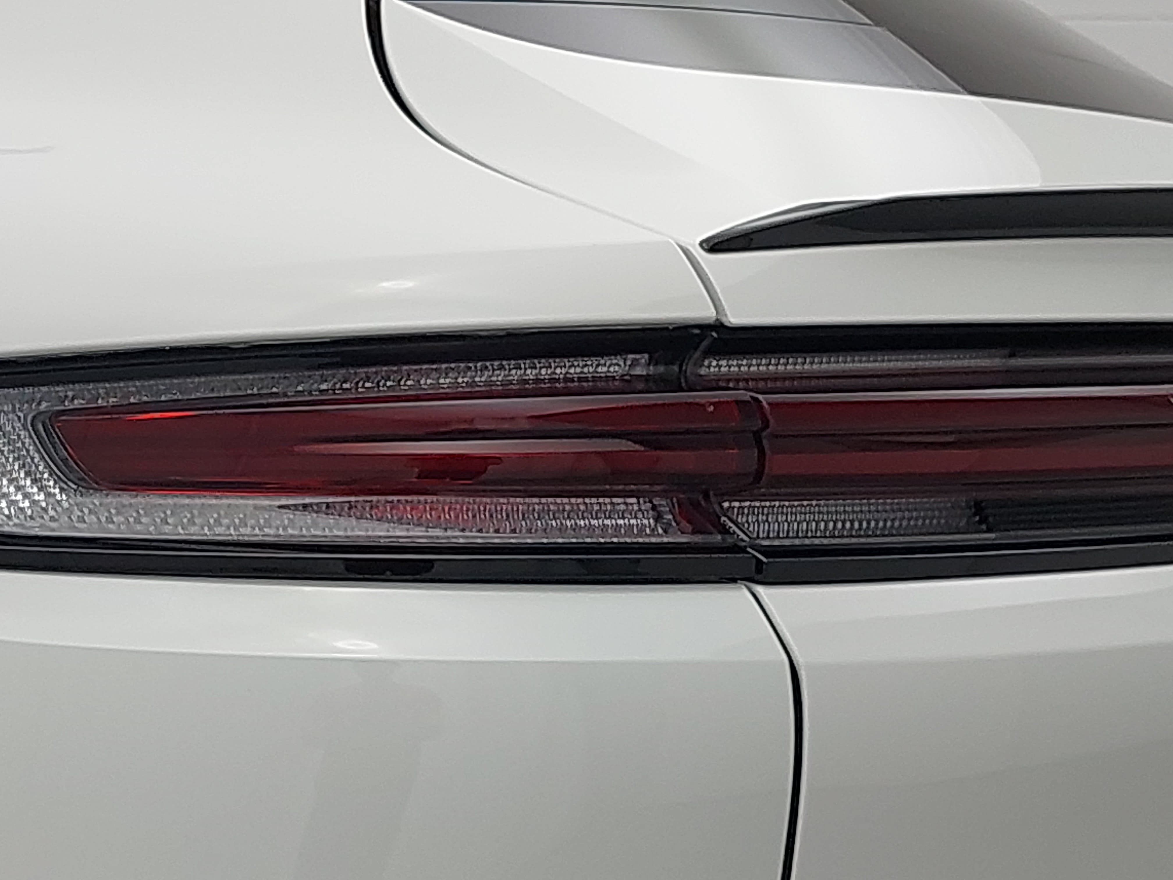 Certified 2024 Porsche Cayenne Coupe AWD/4WD image 37