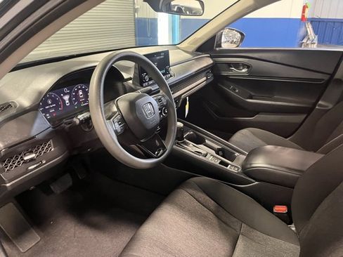Used 2024 Honda Accord EX image 23