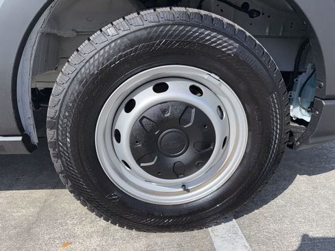 Used 2025 Ford Transit 350 XL image 11