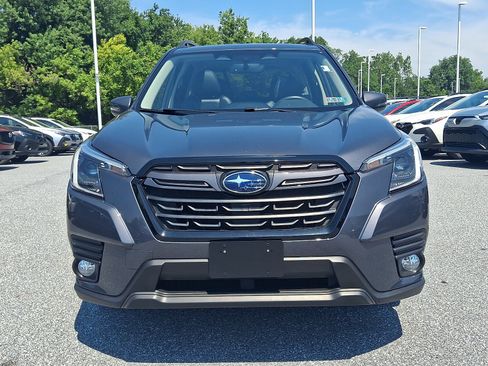 Used 2022 Subaru Forester Limited w/ Popular Package #2 AWD/4WD image 2