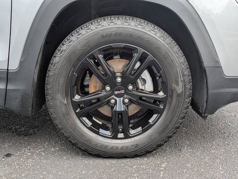 Used 2023 GMC Terrain AT4 image 11