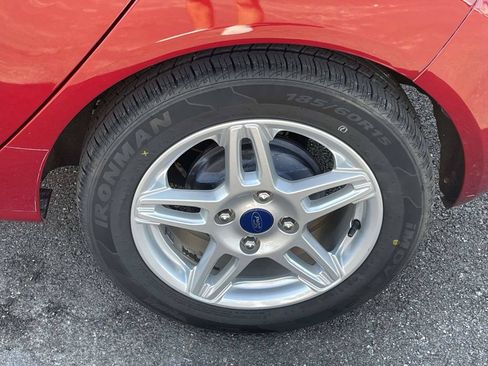 Used 2017 Ford Fiesta SE FWD image 9