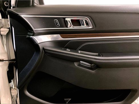 Used 2017 Ford Explorer Limited w/ Equipment Group 301A image 23