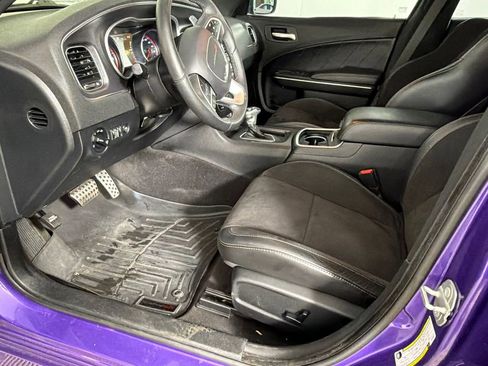 Used 2018 Dodge Charger R/T Scat Pack w/ Dynamics Package image 9